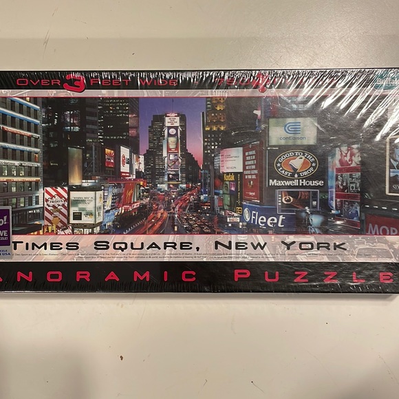 NEW Sealed Buffalo Games Panoramic Times Square New York 750 Piece Puzzle - Picture 1 of 7